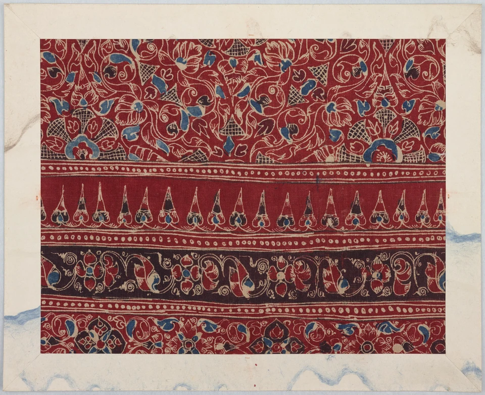 红地缠枝火焰纹印花布 — Floral Chintz